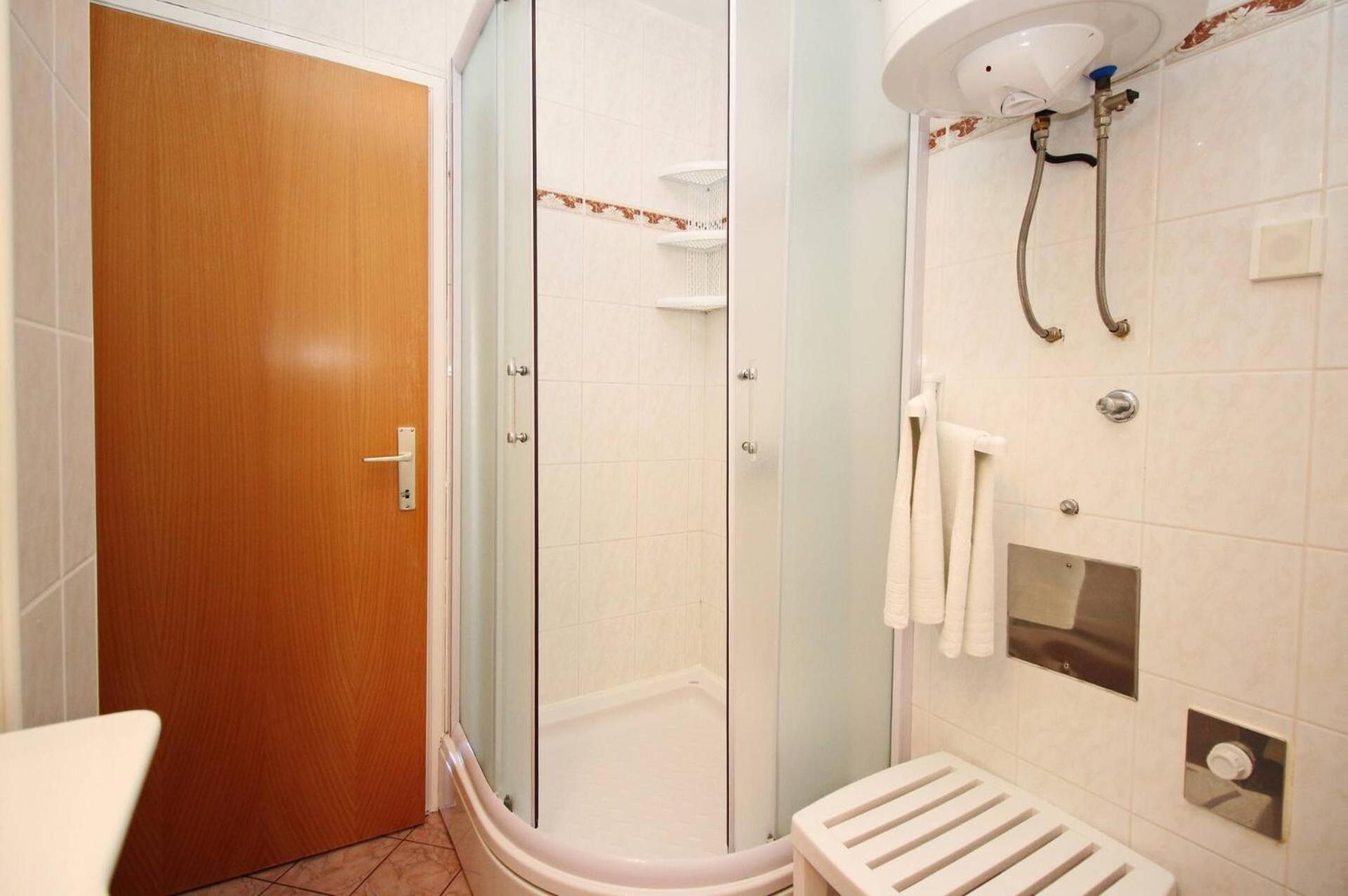 Apartments Silvija Cubranic Башка Екстер'єр фото