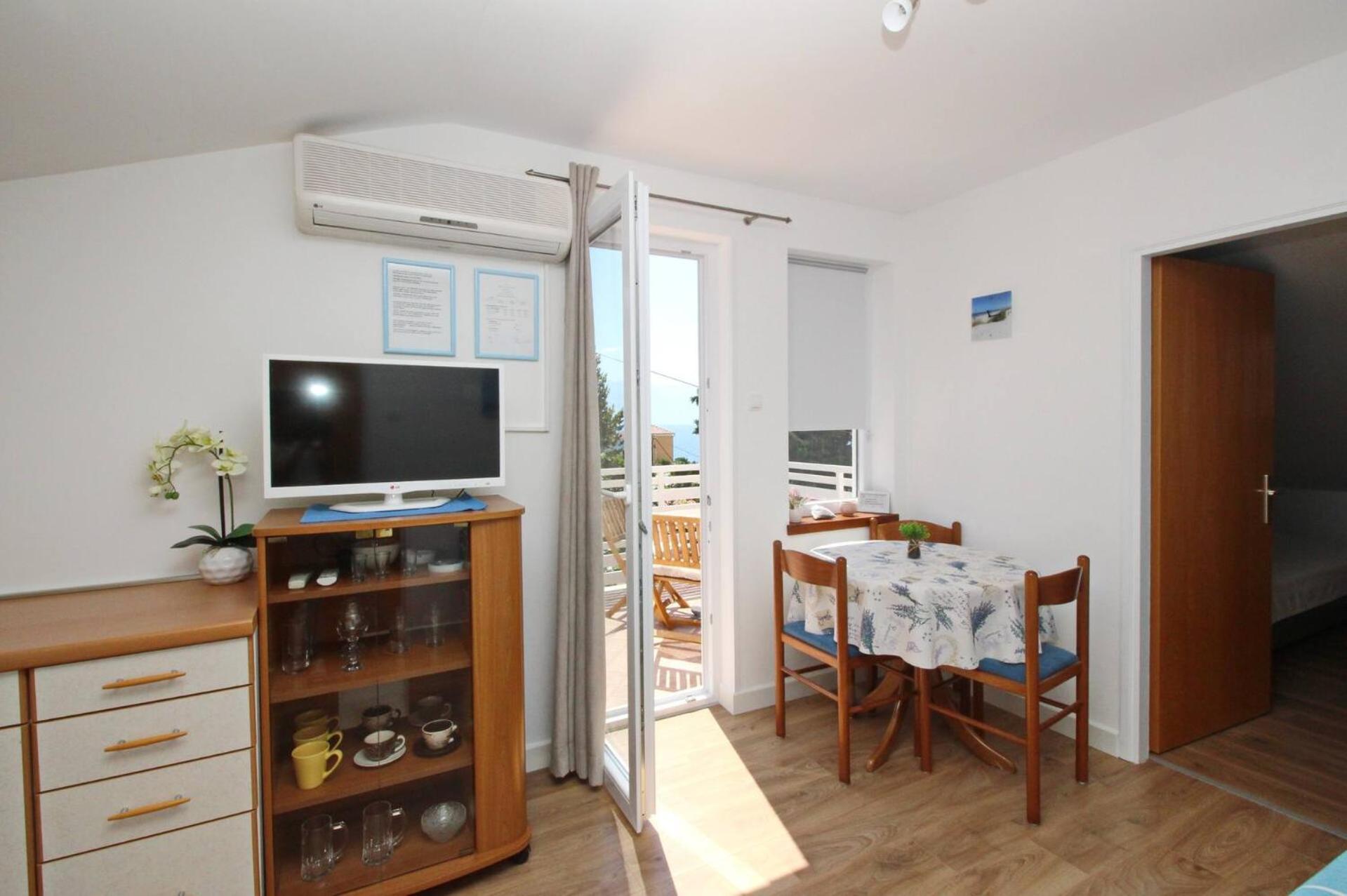 Apartments Silvija Cubranic Башка Екстер'єр фото